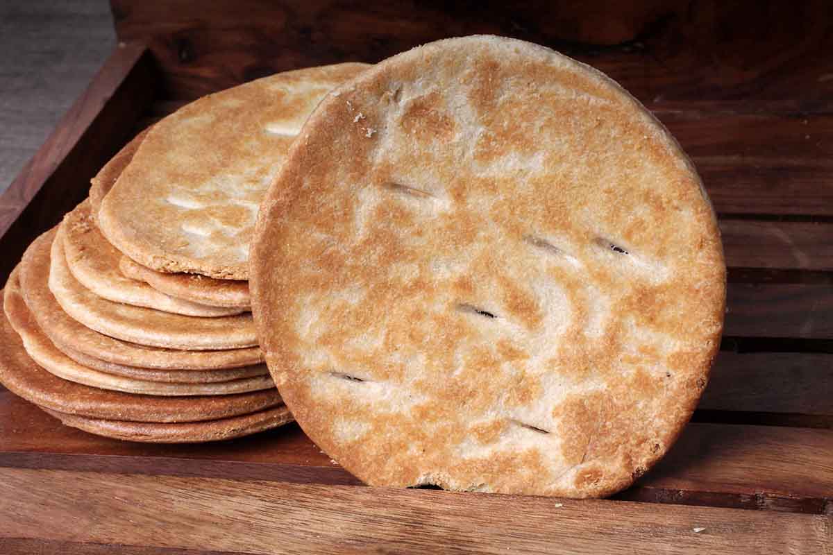 Roasted Lola Bites Sweet Bhakri 200 Gm