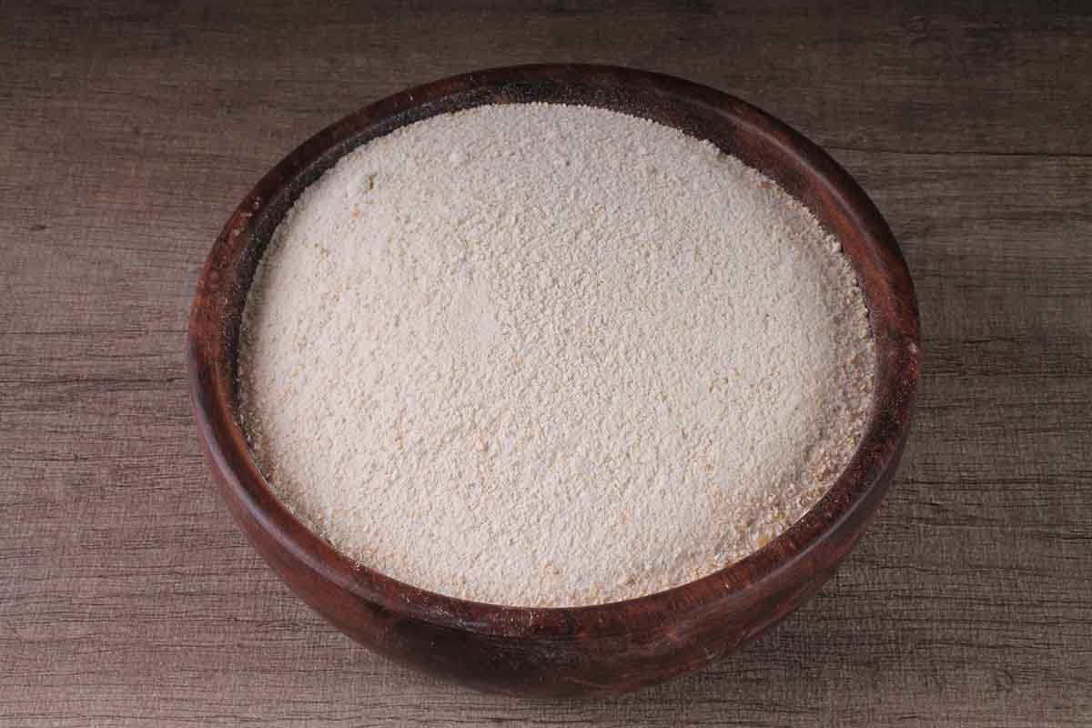Coarse Wheat Flour/Wheat Karkara Atta 500 Gm