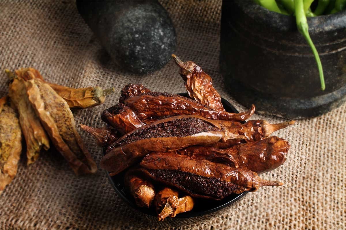 Masala Stuffed Dry Green Chilly 100 Gm