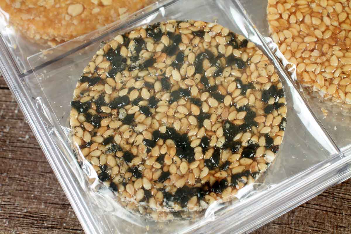 Assorted Coin Chikki 150 Gm
