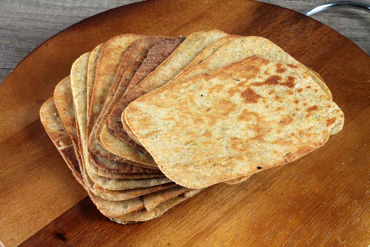 Whole Wheat Garlic Mobile Khakhra 200 Gm