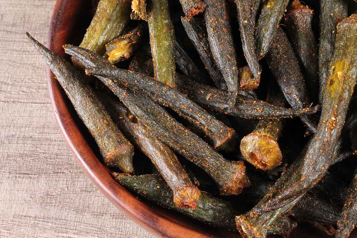 Vacuum Fried Masala Okra Chips 100 Gm