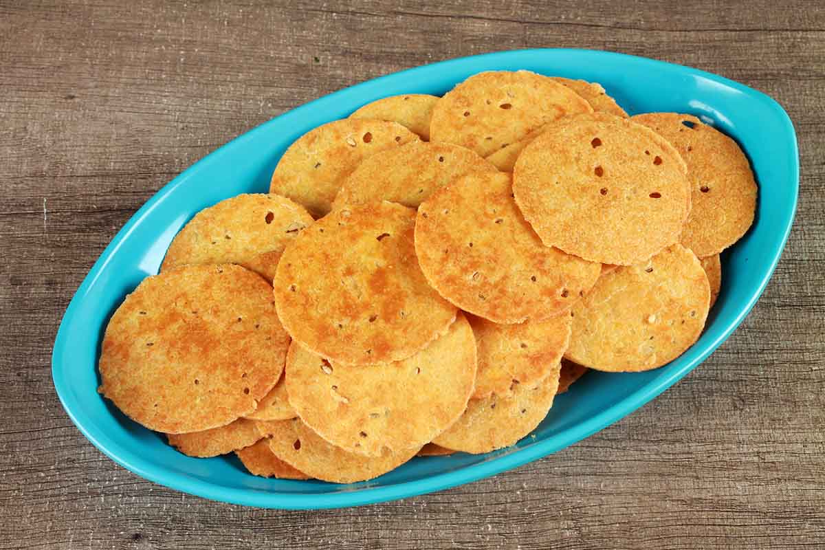 Thin Coin Masala Khakhra 200 Gm