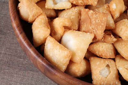 Crispy Pokal Shakkarpara 200 Gm