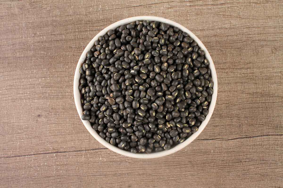 Black Urad Whole/Black Gram 500 Gm