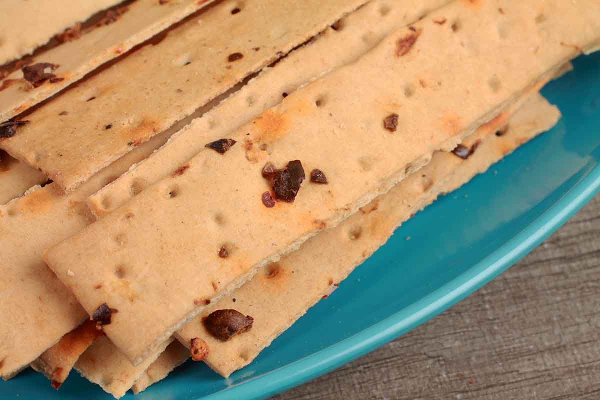 Roasted Chilly Garlic Stick 100 Gm