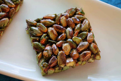 Stevia Pista Chikki Sweets 250 Gm