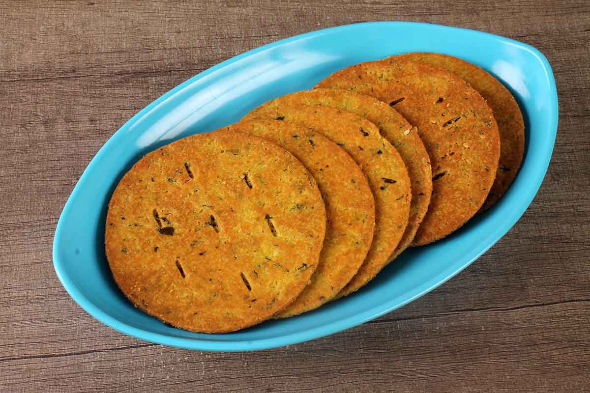 Roasted Bajra Methi Bhakri 200 Gm