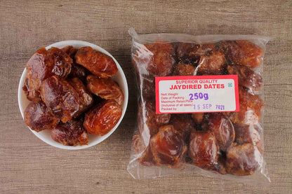 Red Dates With Seeds 250 Gm