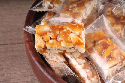 Peanut Chikki Cubes 200 Gm