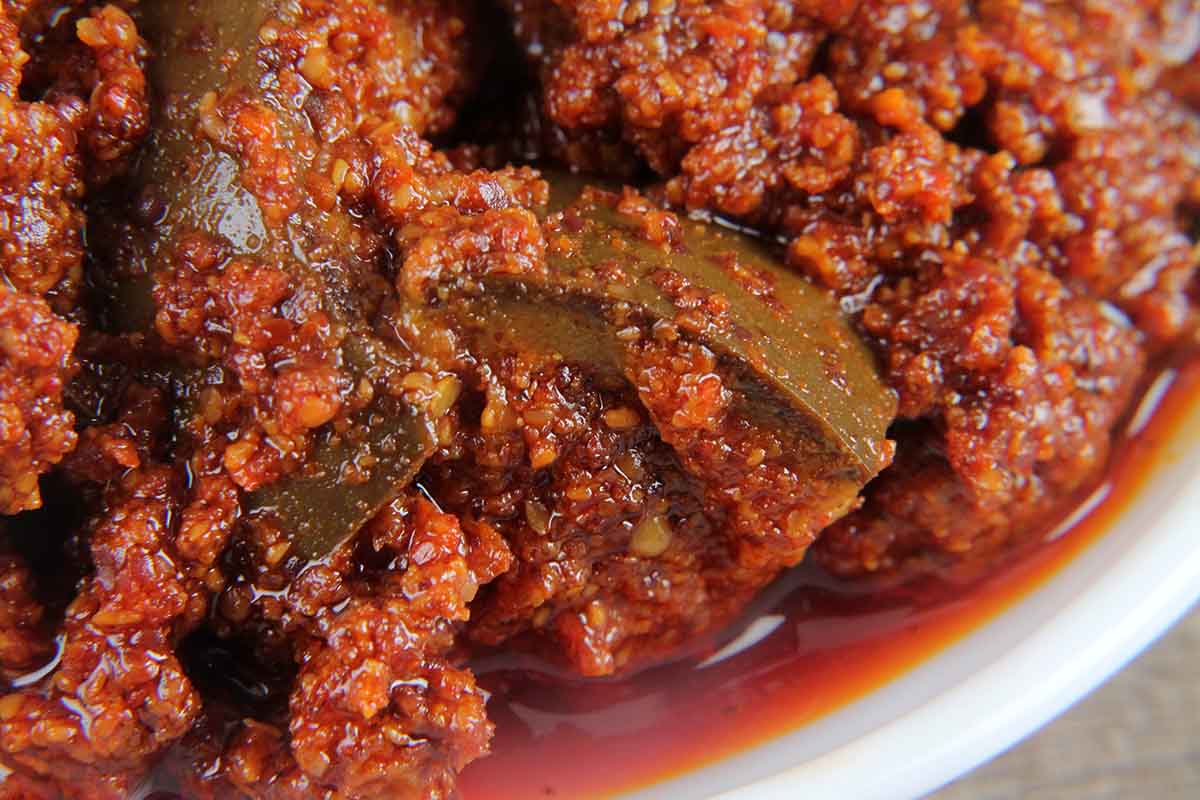 Avakkai Mango Pickle 250 Gm