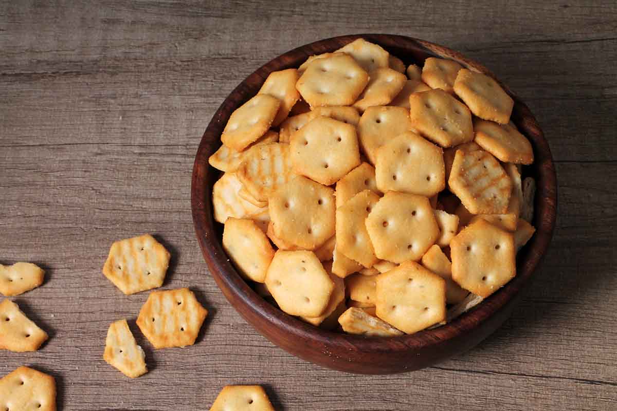 SALTED BISCUITS 200 GM