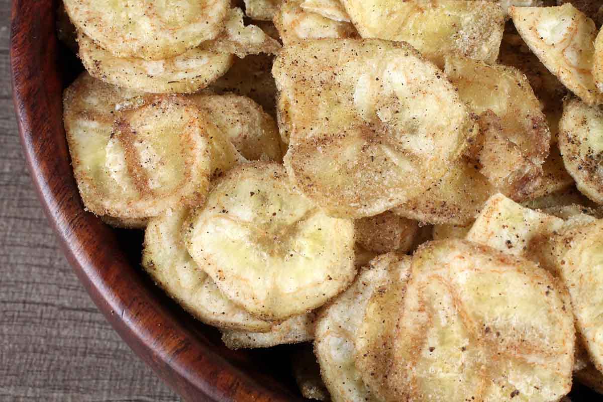 BANANA CHIPS BLACK PEPPER 200 GM