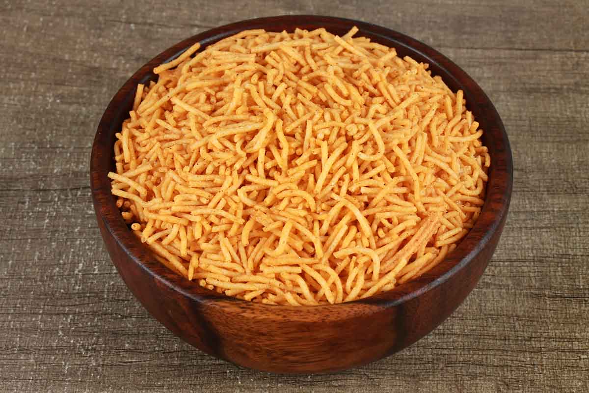 CHEESE CHILLY BHUJIYA 200 GM