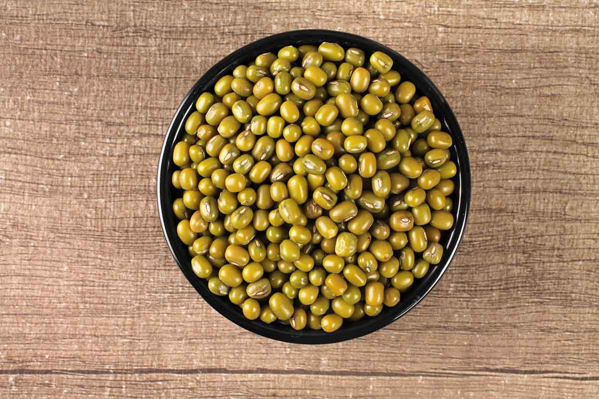 WHOLE GREEN MOONG/SABUT 250 GM