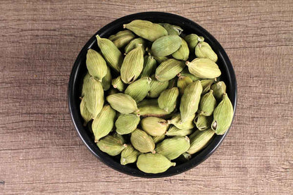 WHOLE GREEN CARDAMOM/ELAICHI 20 GM