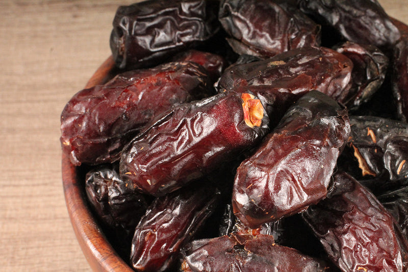 KALMI DATES WITH SEED 500 GM