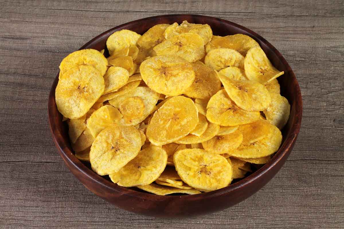 BANANA CHIPS SALTED 200 GM